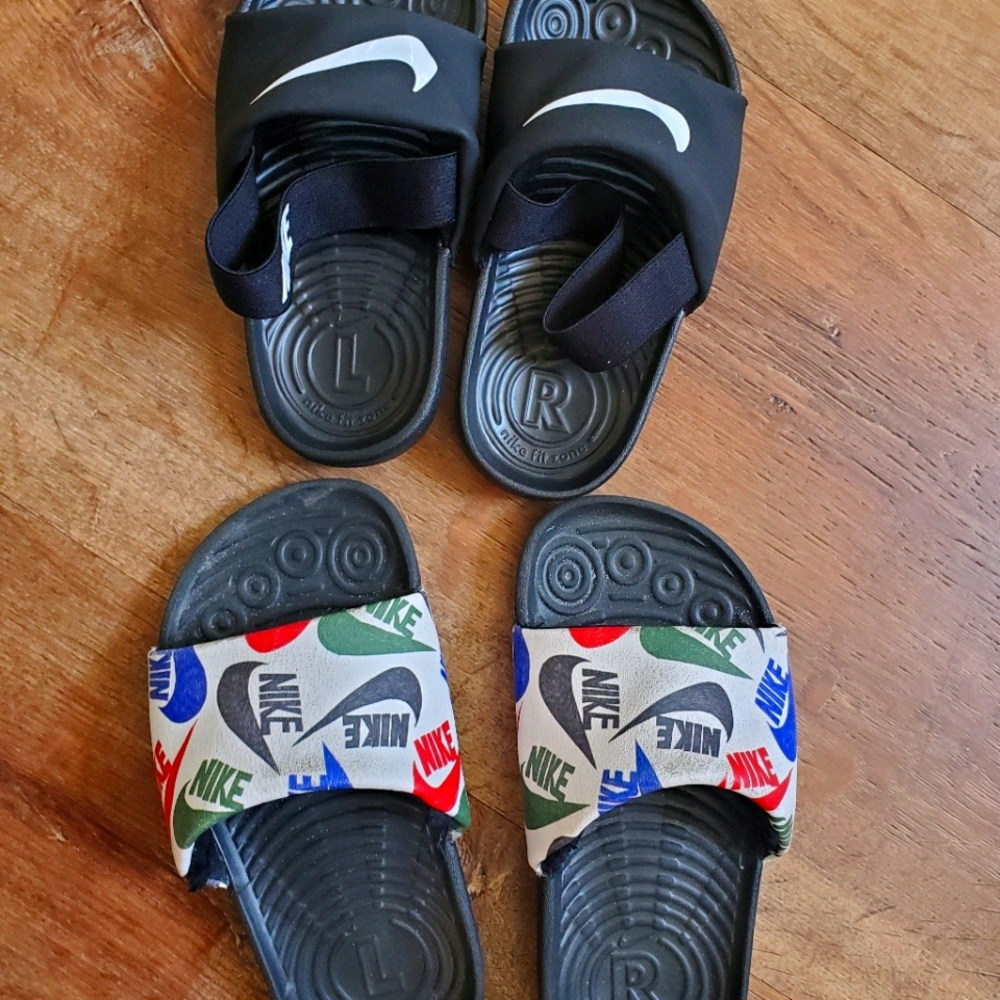 2 pairs Nike toddler slides